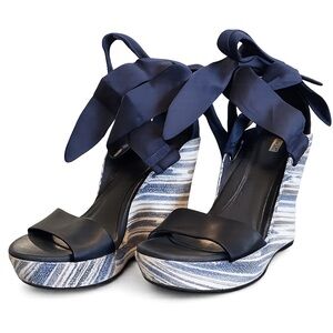UGG Australia Navy Ribbon Tie Wedge Sandals Platform Espadrille Heel